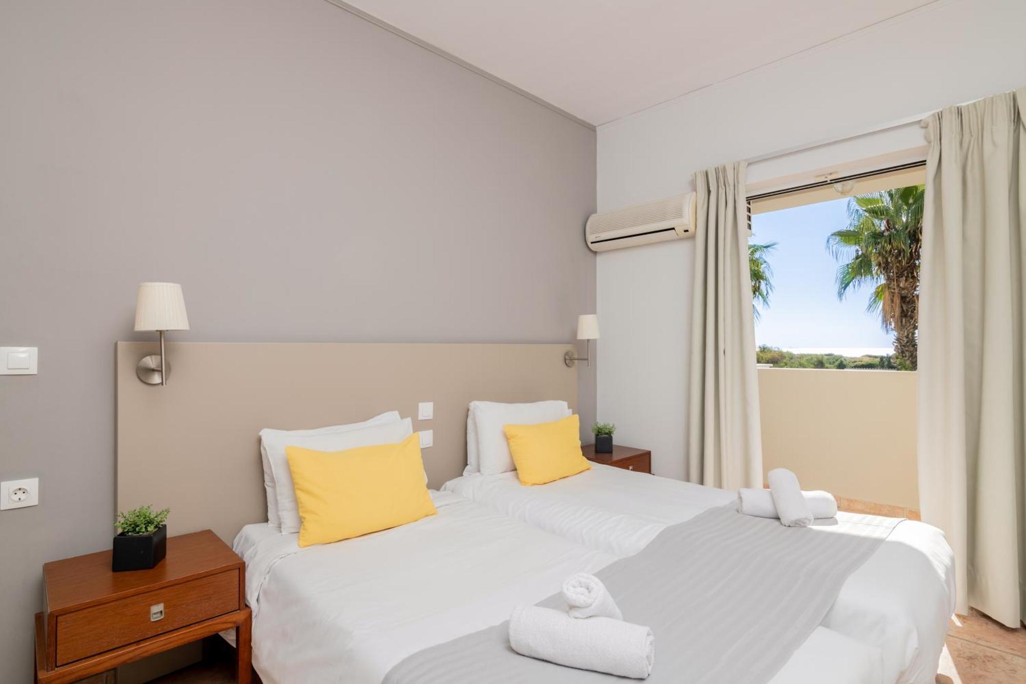 Cavo D'Oro All Inclusive Resort Kalamákion Exterior foto